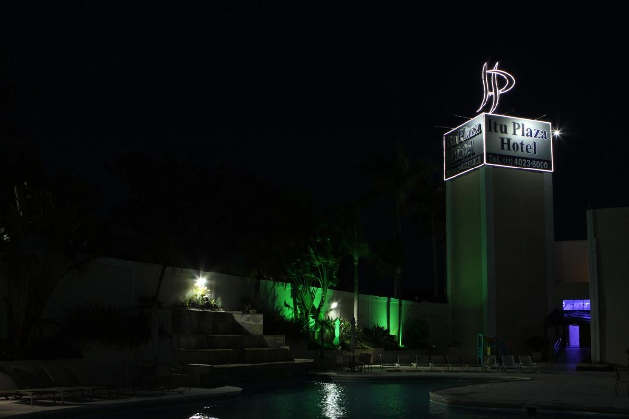 Itu Plaza Hotel Luaran gambar