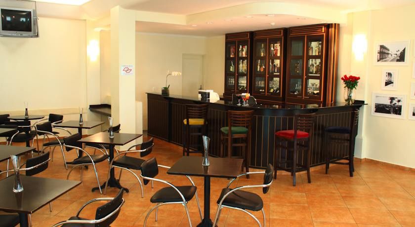Itu Plaza Hotel Luaran gambar