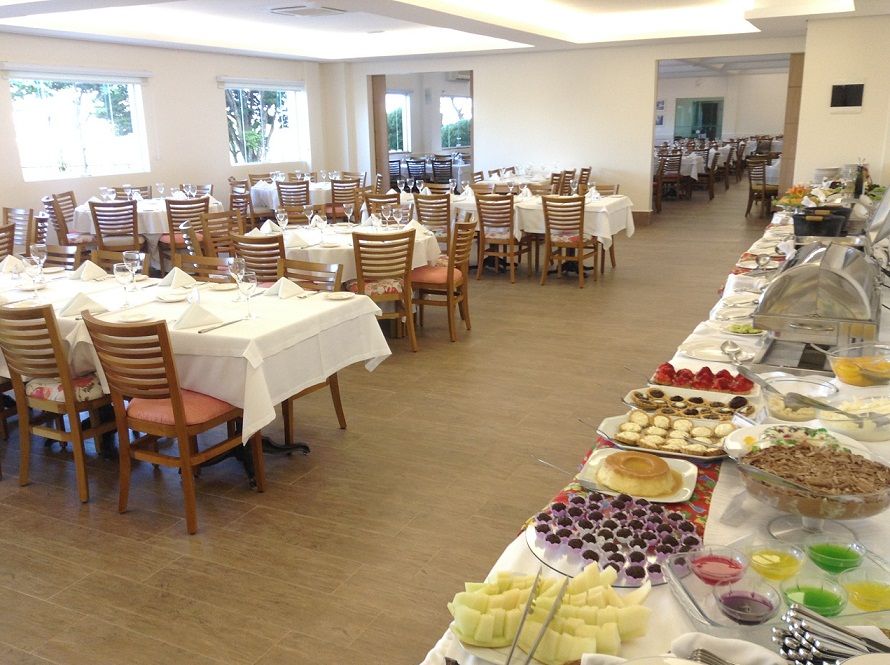 Itu Plaza Hotel Luaran gambar