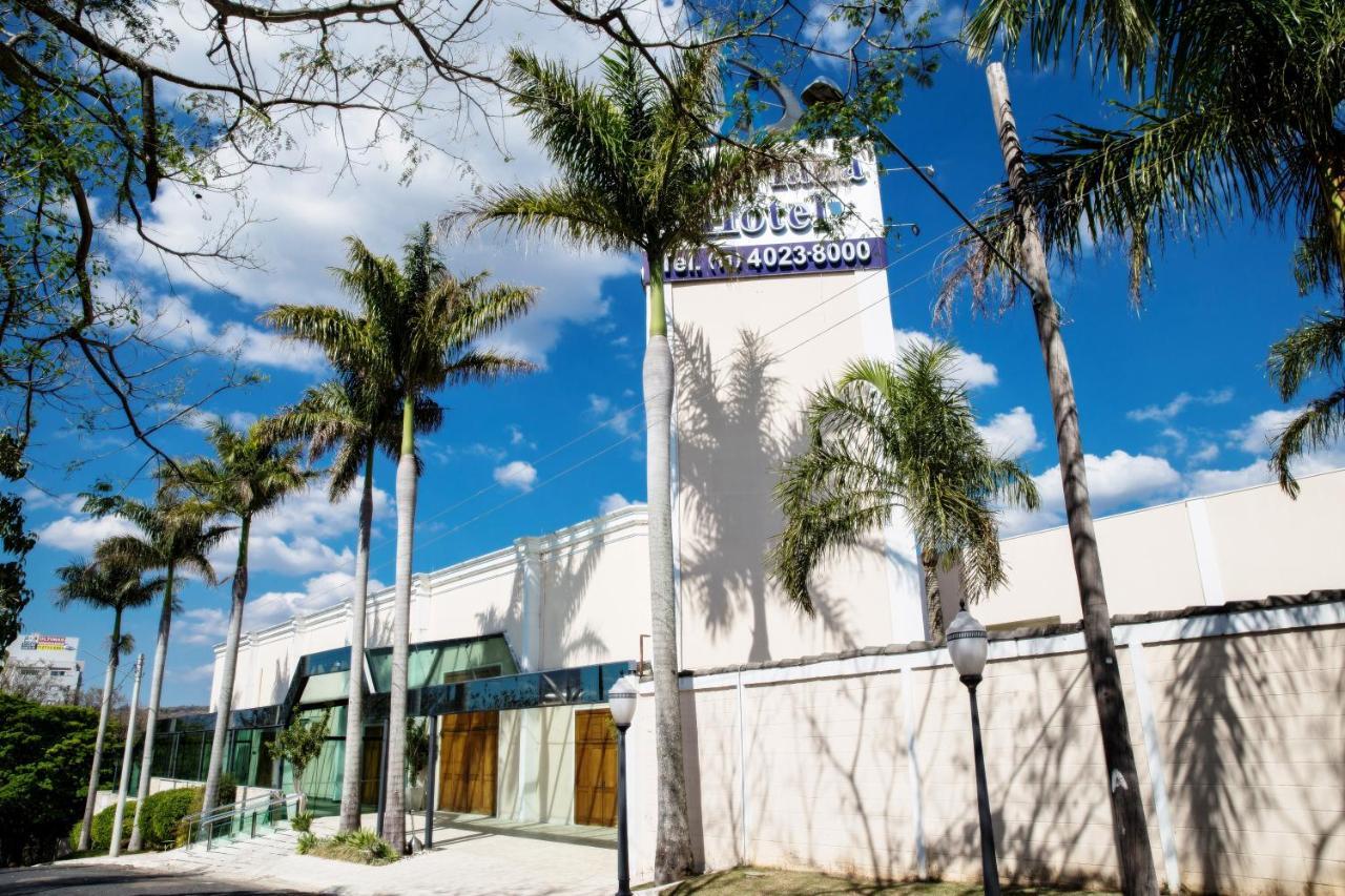 Itu Plaza Hotel Luaran gambar
